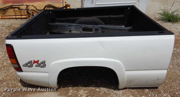 image for item DR2000 GMC Sierra  pickup truck bed