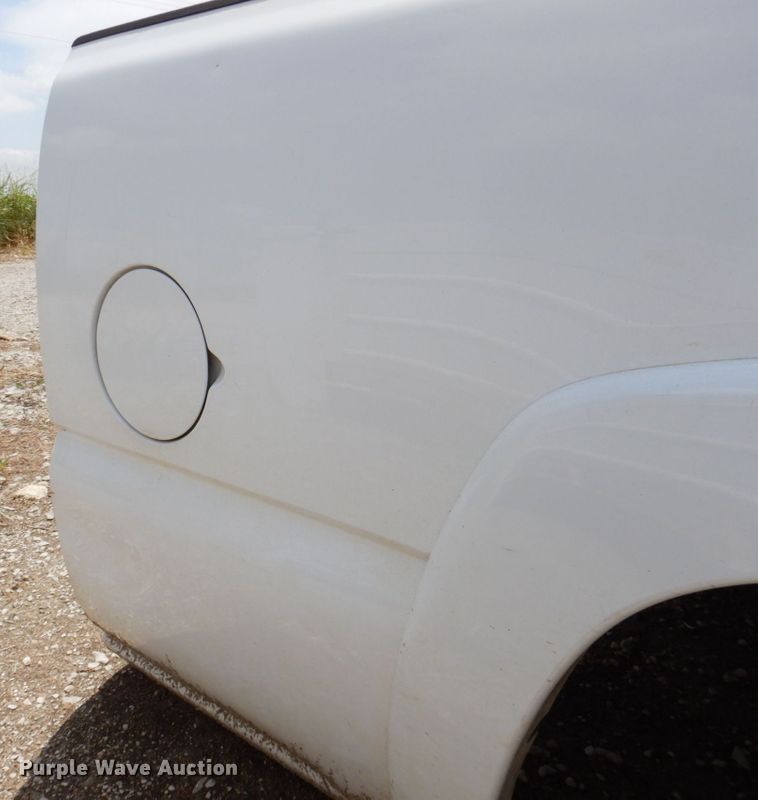 image for item DR2000 GMC Sierra  pickup truck bed