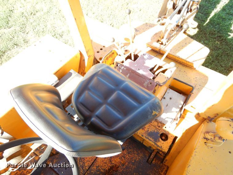 image for item DS1315 1973 Case 580BCK  backhoe