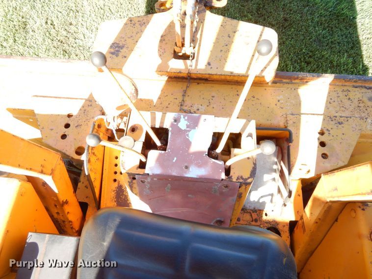 image for item DS1315 1973 Case 580BCK  backhoe