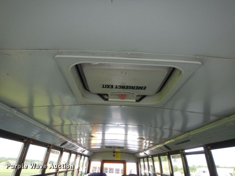 image for item DS1346 2010 Freightliner B2  school bus