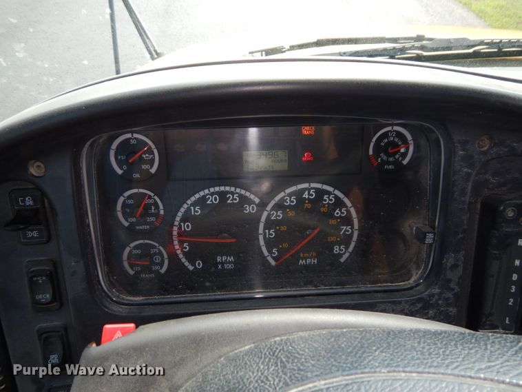 image for item DS1346 2010 Freightliner B2  school bus