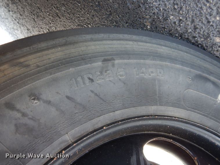 image for item DS1346 2010 Freightliner B2  school bus