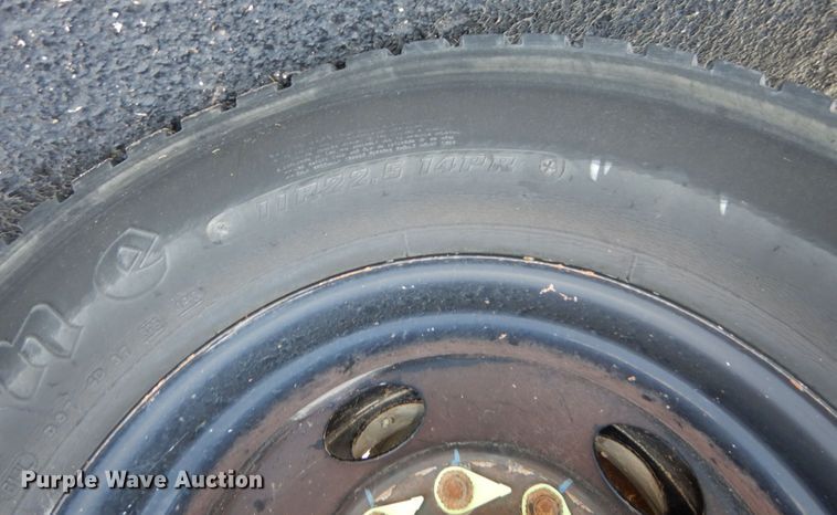 image for item DS1346 2010 Freightliner B2  school bus