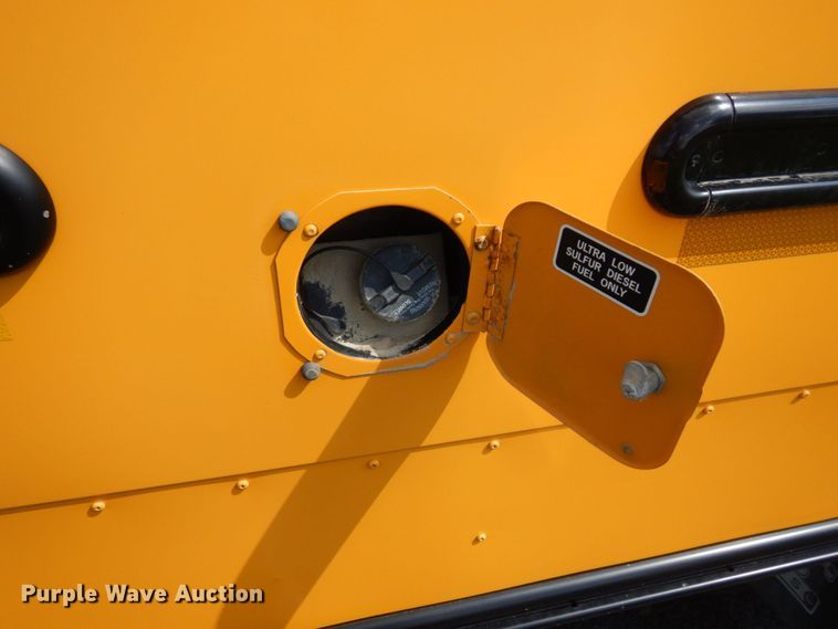 image for item DS1347 2010 Freightliner B2  school bus