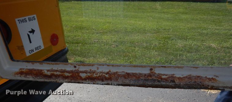 image for item DS1347 2010 Freightliner B2  school bus