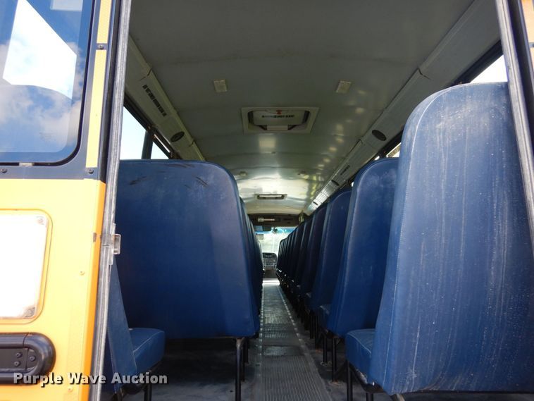 image for item DS1347 2010 Freightliner B2  school bus