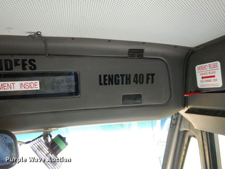 image for item DS1347 2010 Freightliner B2  school bus