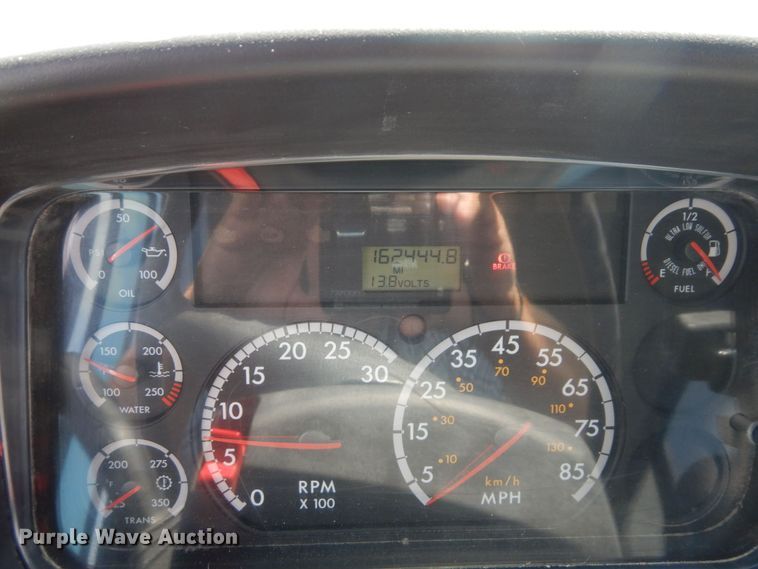 image for item DS1347 2010 Freightliner B2  school bus