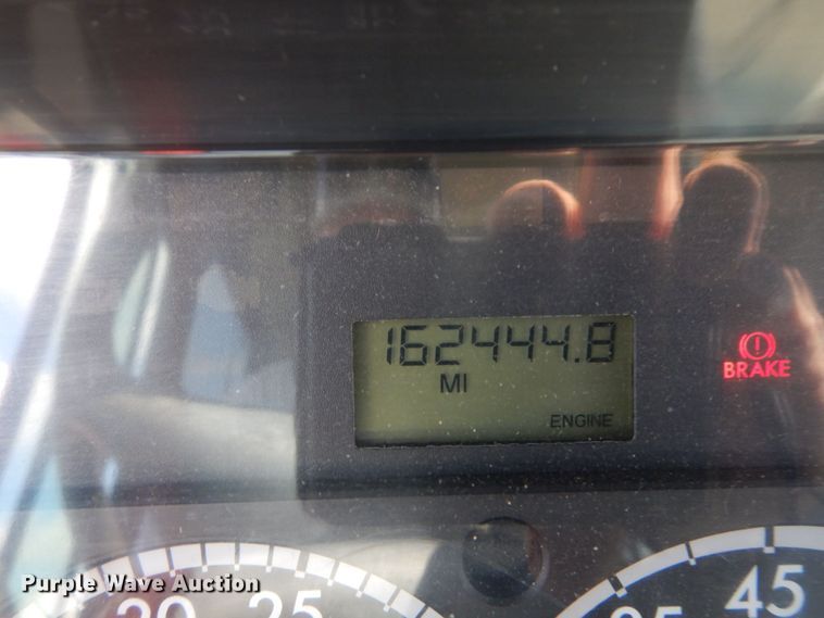 image for item DS1347 2010 Freightliner B2  school bus