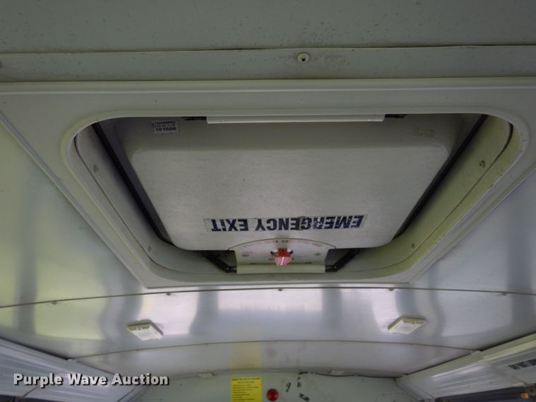 image for item DS1347 2010 Freightliner B2  school bus