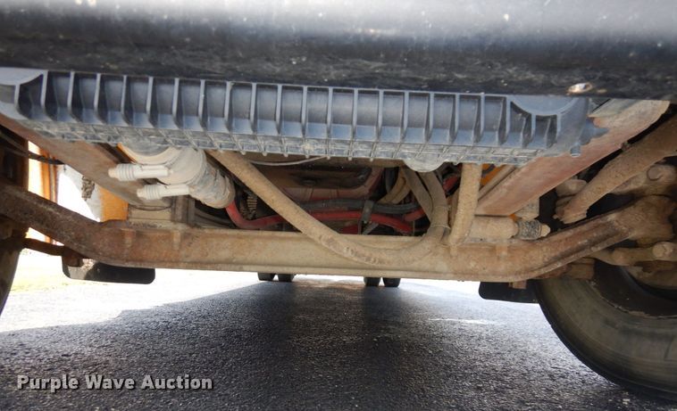 image for item DS1347 2010 Freightliner B2  school bus