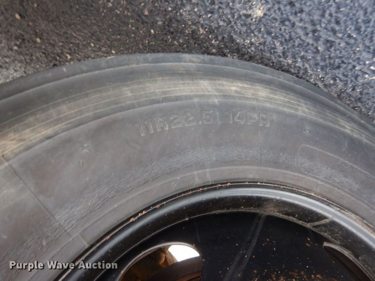 image for item DS1347 2010 Freightliner B2  school bus