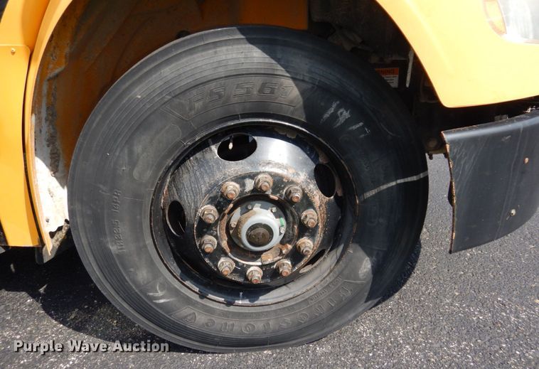 image for item DS1347 2010 Freightliner B2  school bus