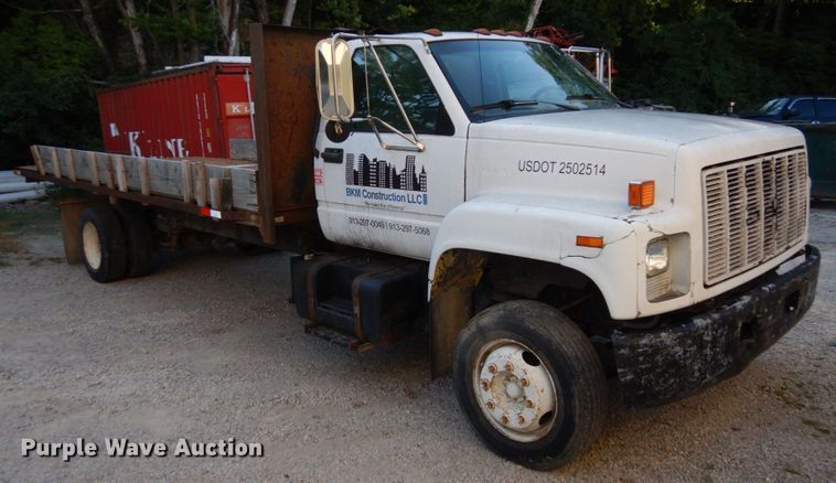 image for item DS1371 1992 GMC Top Kick C5500  dump flatbed truck