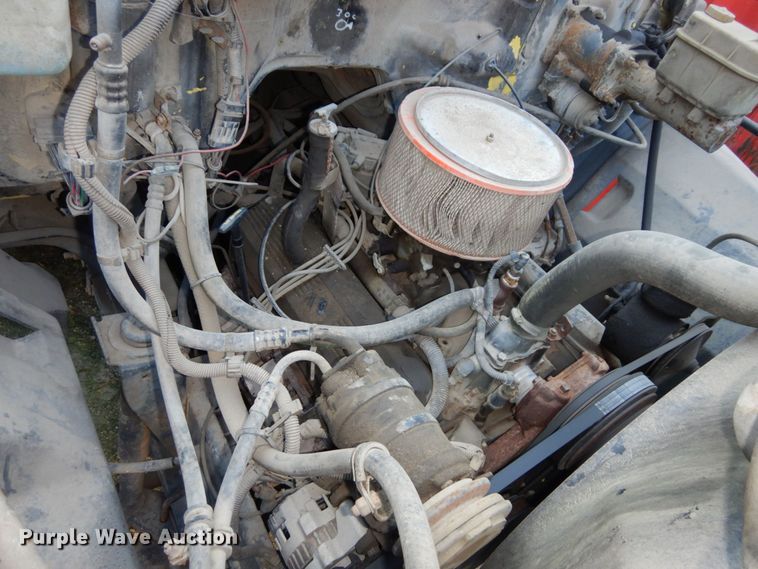 image for item DS1371 1992 GMC Top Kick C5500  dump flatbed truck