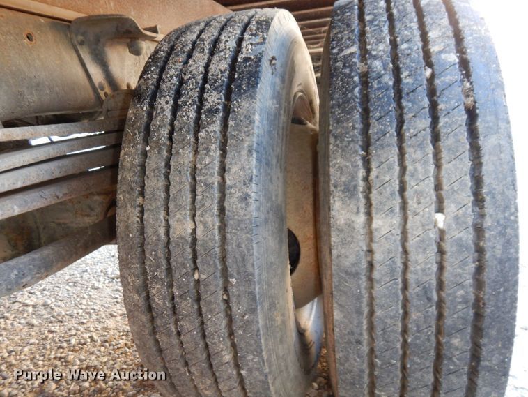 image for item DS1371 1992 GMC Top Kick C5500  dump flatbed truck