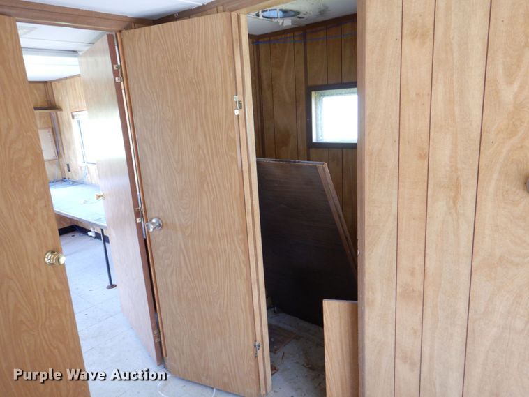 image for item DS8197 1989 Mark Line  office trailer