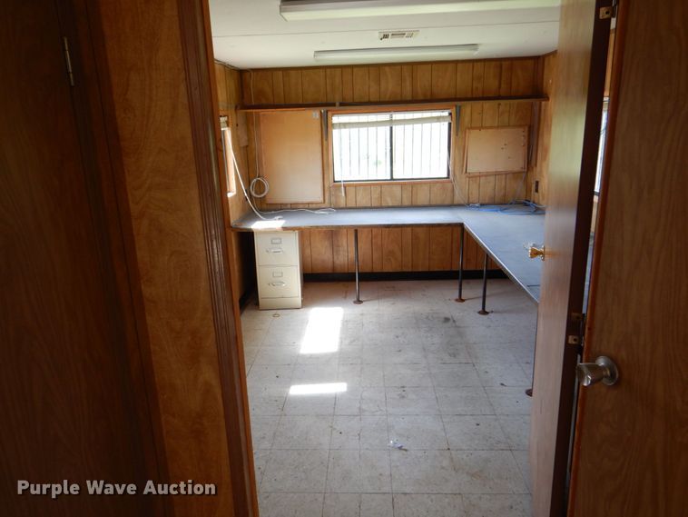 image for item DS8197 1989 Mark Line  office trailer