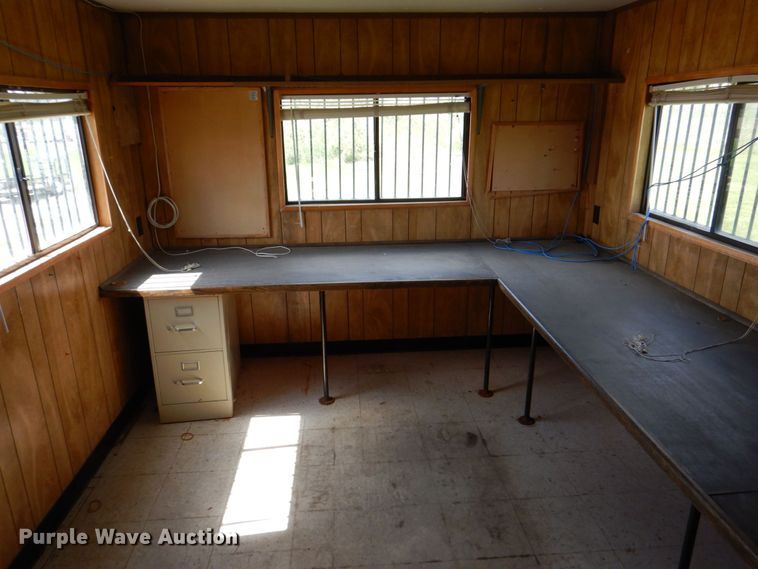 image for item DS8197 1989 Mark Line  office trailer