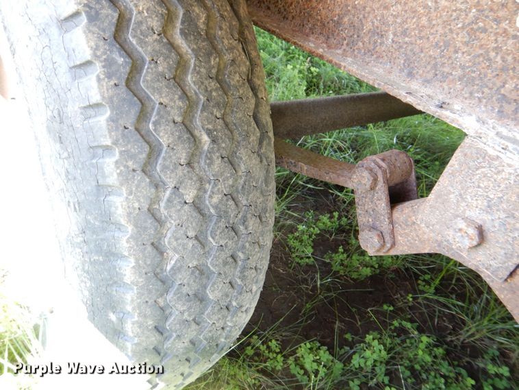 image for item DS8197 1989 Mark Line  office trailer