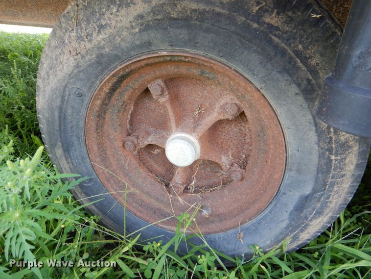 image for item DS8197 1989 Mark Line  office trailer