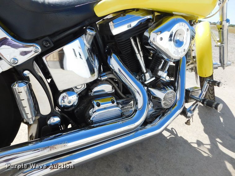 image for item GP9587 1991 Harley Davidson FXSTC  motorcycle