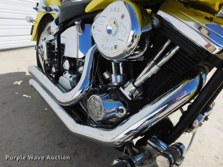 image for item GP9587 1991 Harley Davidson FXSTC  motorcycle