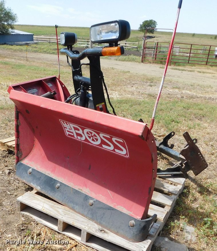 The Boss RT3 PowerV snow plow in Albert, KS Item GP9588 for sale