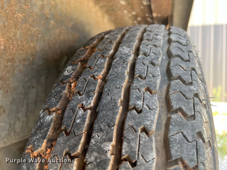 image for item IA9026 2009 Haulmark  enclosed cargo trailer