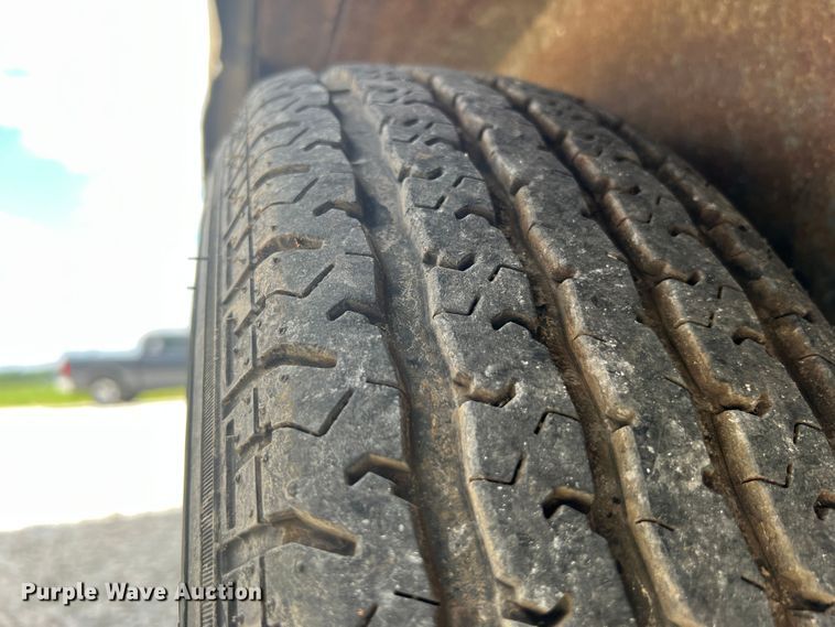 image for item IA9026 2009 Haulmark  enclosed cargo trailer