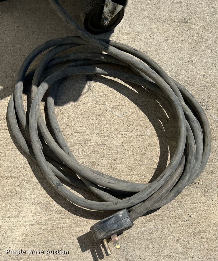 image for item IA9055 Plasma Cam DHC  plasma cutting table