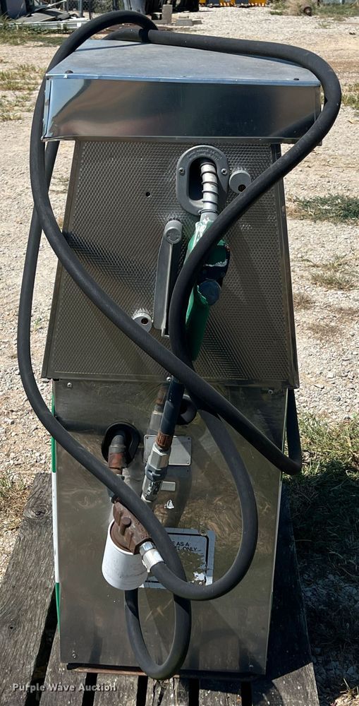 image for item IA9058 Explorer 1250A  fuel pump