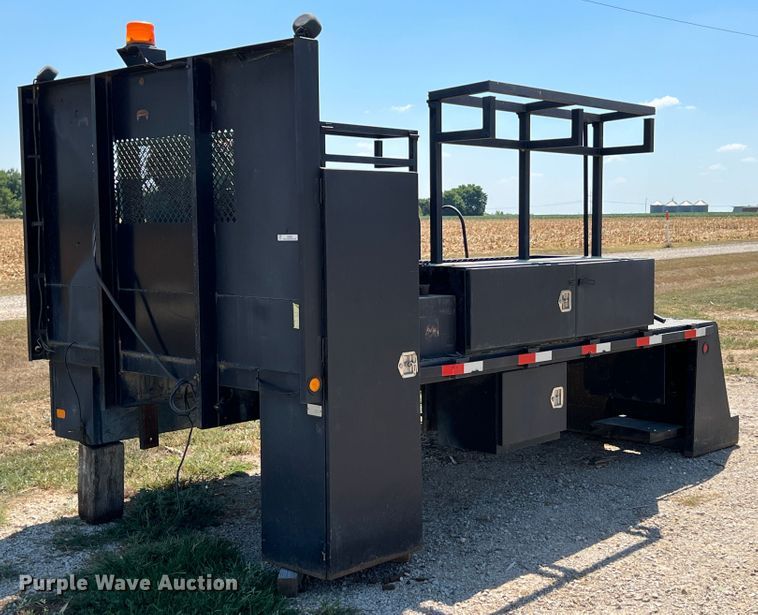 image for item IA9060 Flatbed