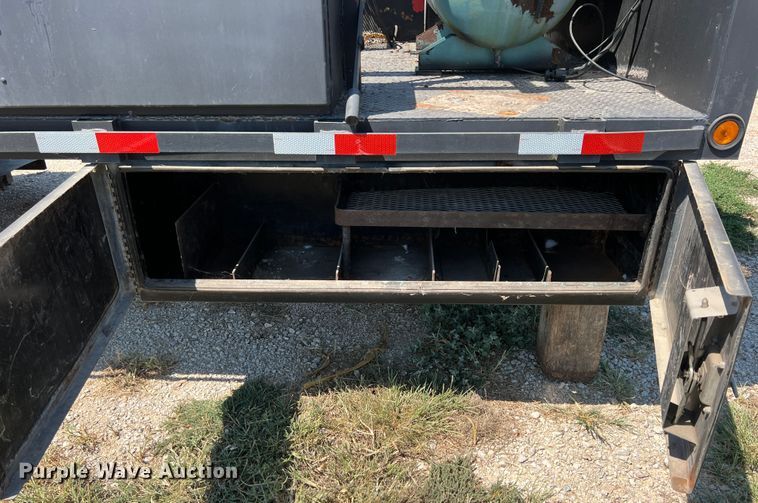 image for item IA9060 Flatbed