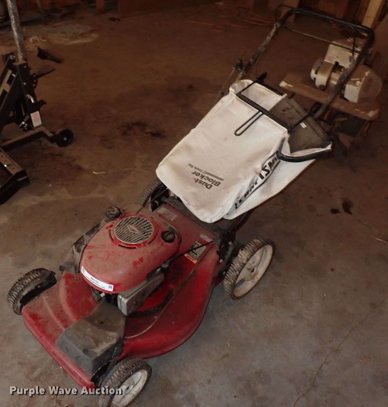 image for item IN9165 Lawn and garden equipment