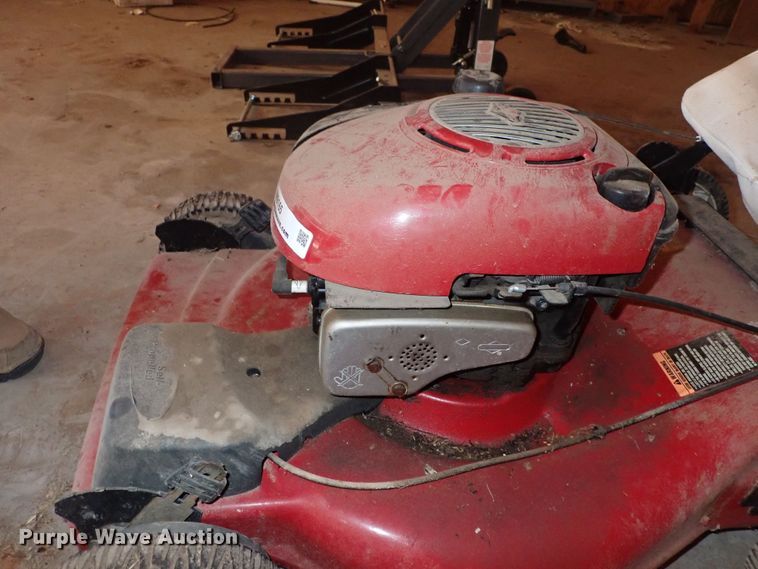 image for item IN9165 Lawn and garden equipment