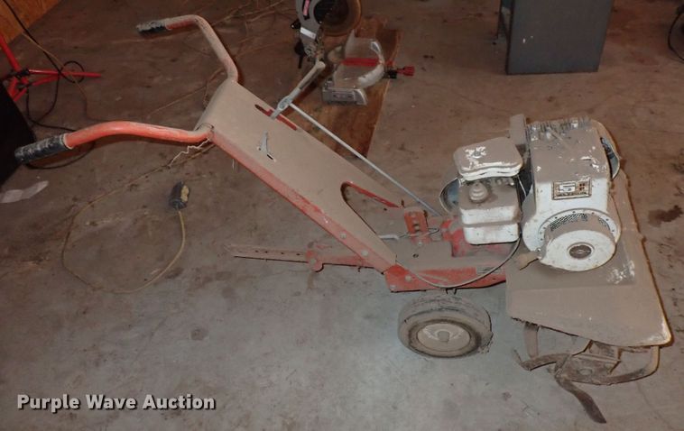 image for item IN9165 Lawn and garden equipment