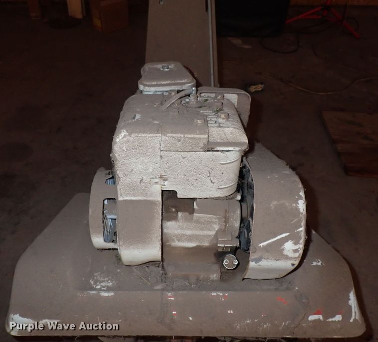 image for item IN9165 Lawn and garden equipment