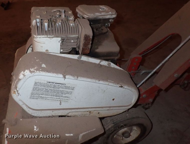 image for item IN9165 Lawn and garden equipment