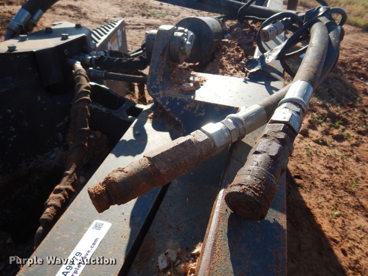 image for item JA9779 Bobcat  skid steer dozer blade