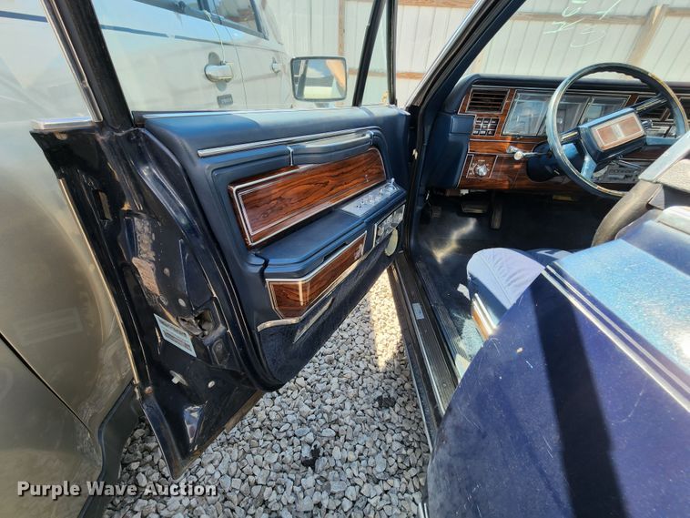 image for item JB9097 1981 Lincoln Mark VI