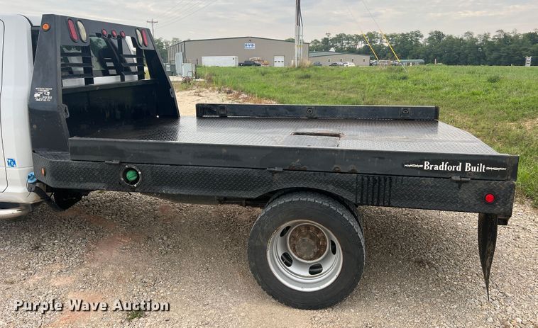 image for item JM9147 2011 Dodge Ram 4500  flatbed truck