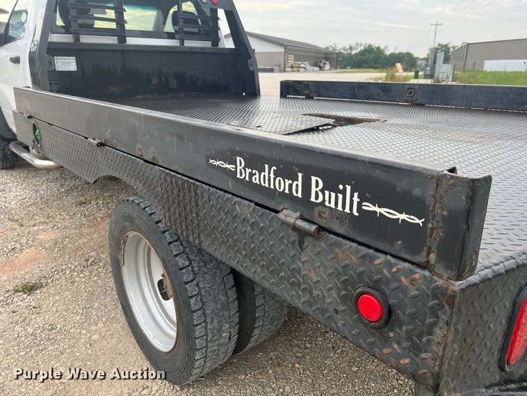 image for item JM9147 2011 Dodge Ram 4500  flatbed truck