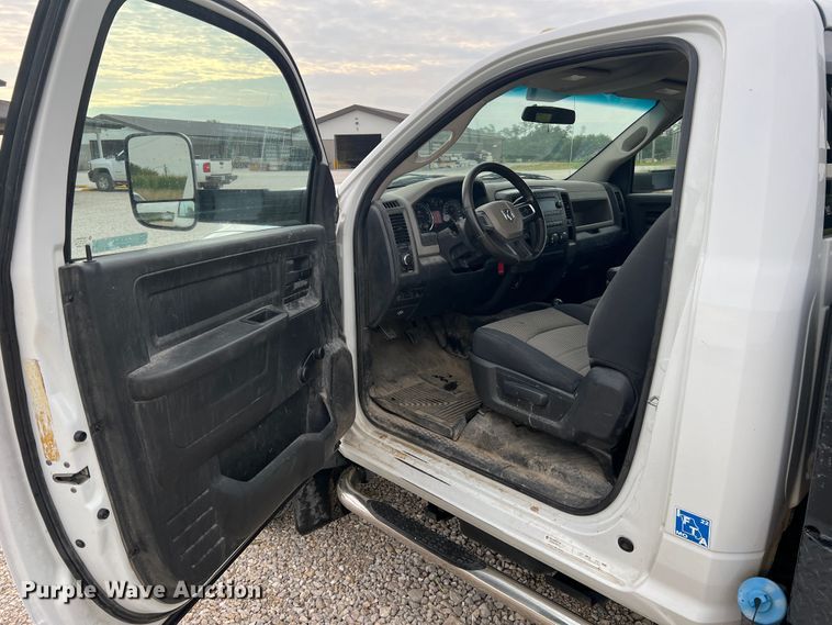 image for item JM9147 2011 Dodge Ram 4500  flatbed truck