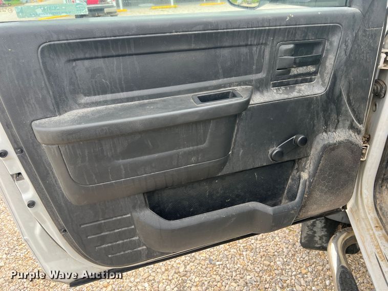 image for item JM9147 2011 Dodge Ram 4500  flatbed truck