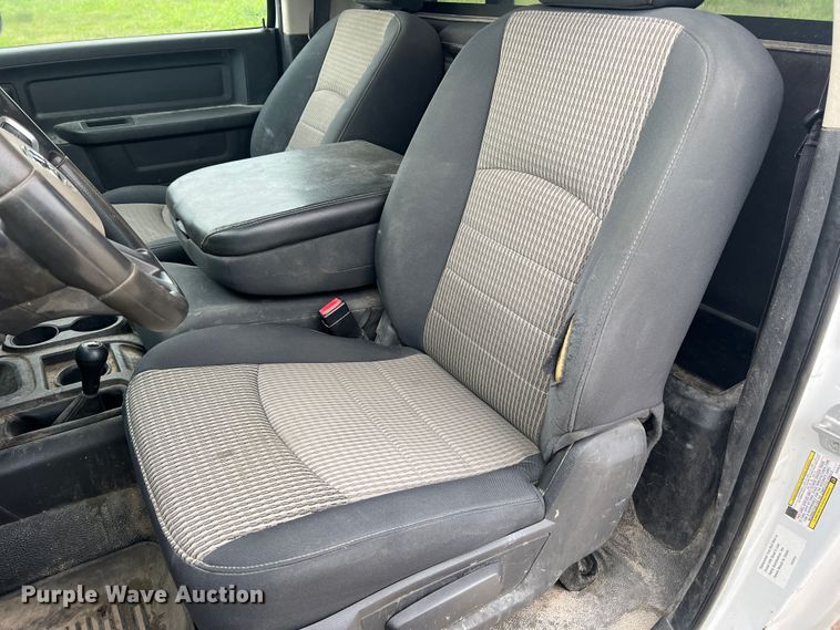 image for item JM9147 2011 Dodge Ram 4500  flatbed truck