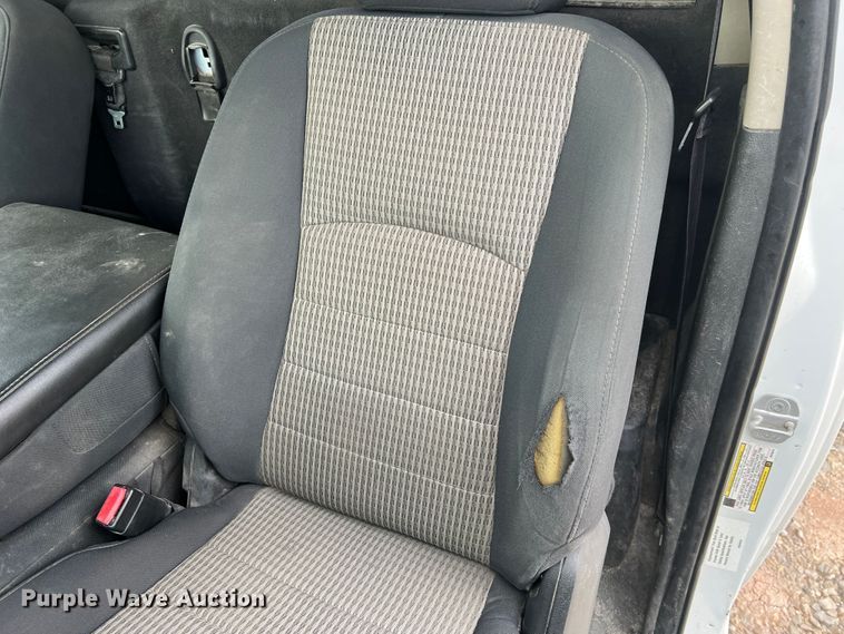 image for item JM9147 2011 Dodge Ram 4500  flatbed truck