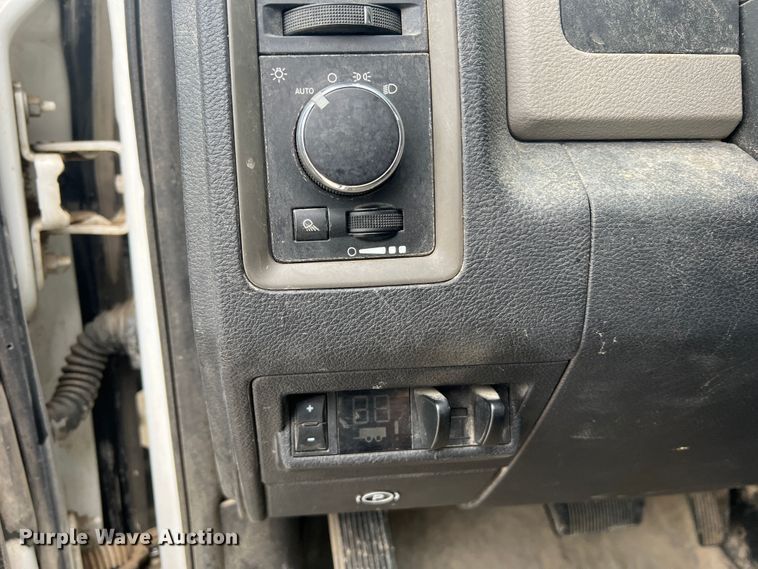 image for item JM9147 2011 Dodge Ram 4500  flatbed truck