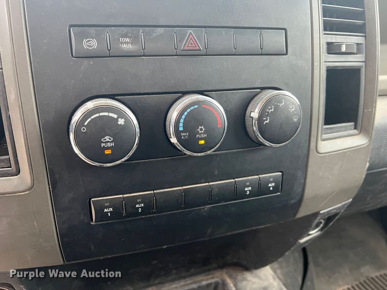 image for item JM9147 2011 Dodge Ram 4500  flatbed truck